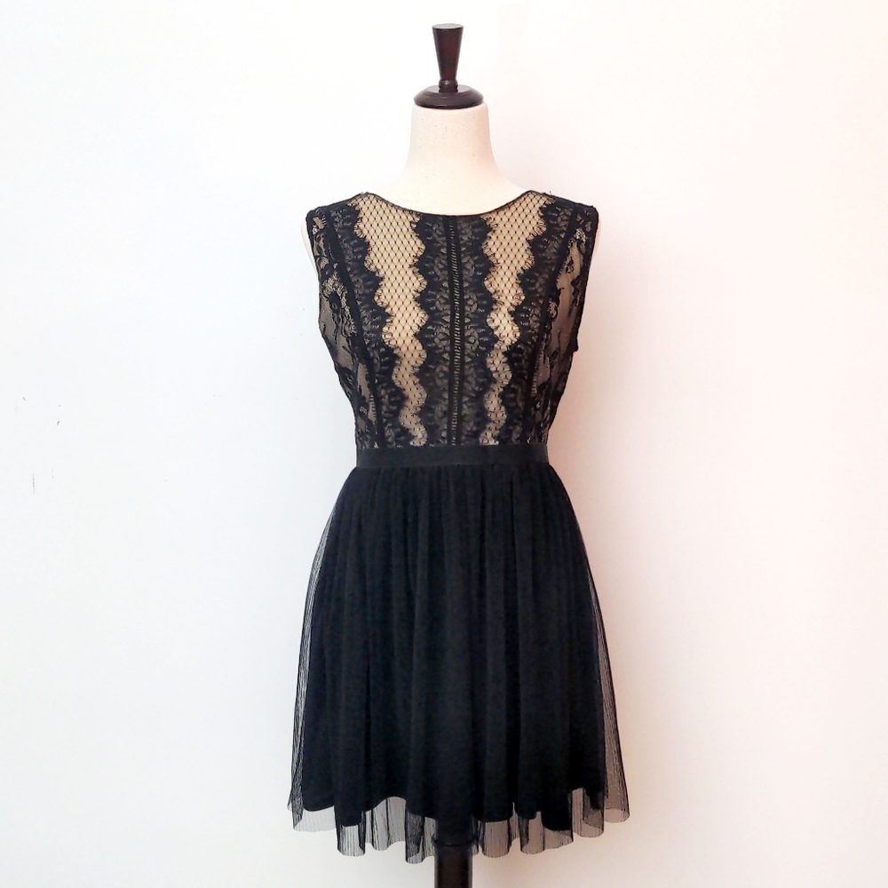 NWOT Black & Nude Lace Cocktail Dress, M 6 8